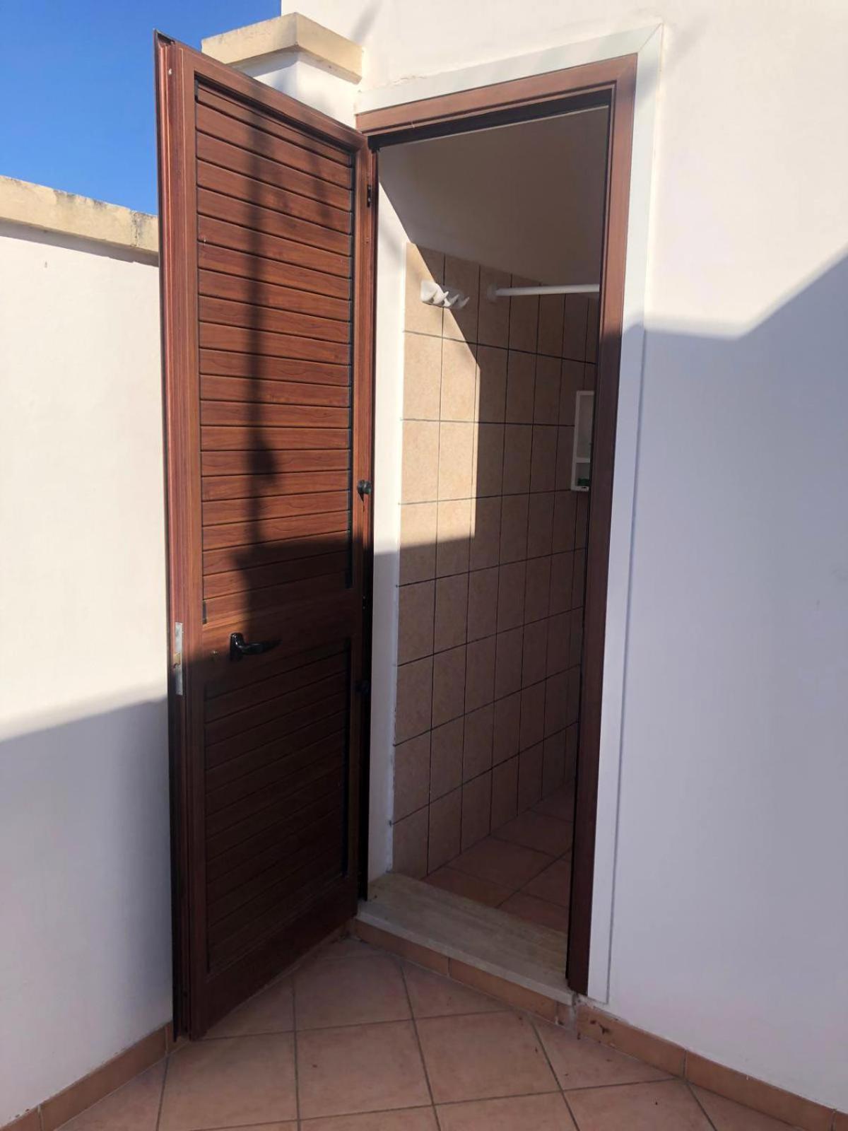 Odegos Appartamento Matilda Roca Luaran gambar